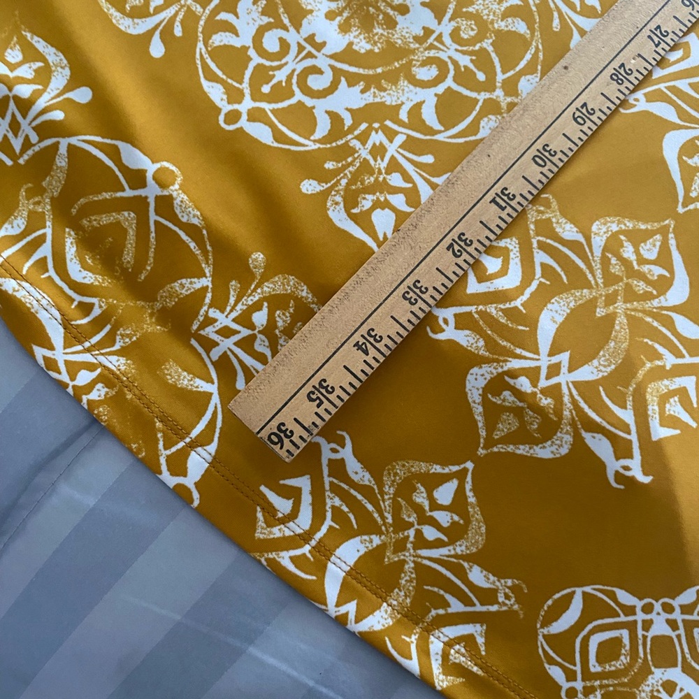 Jules and leopold gold summer dress criss  cross in back - Picture 7 of 9
